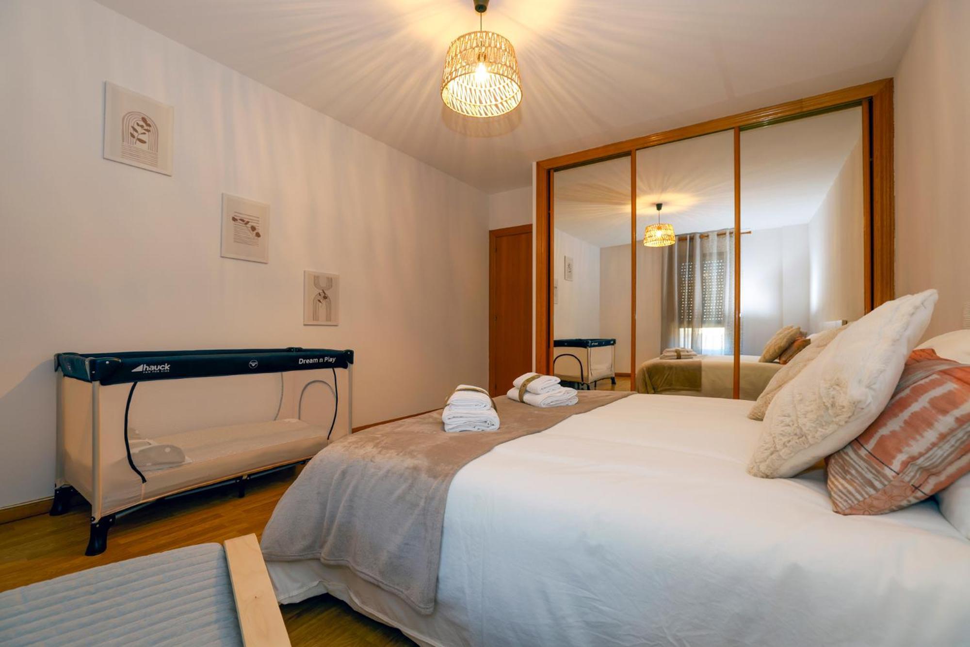 Agora Apartment Ел Бурго де Осма Екстериор снимка